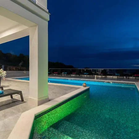 Villa Luminous Infinity With Pool And Gym Rogoznica (Sibenik-Knin)